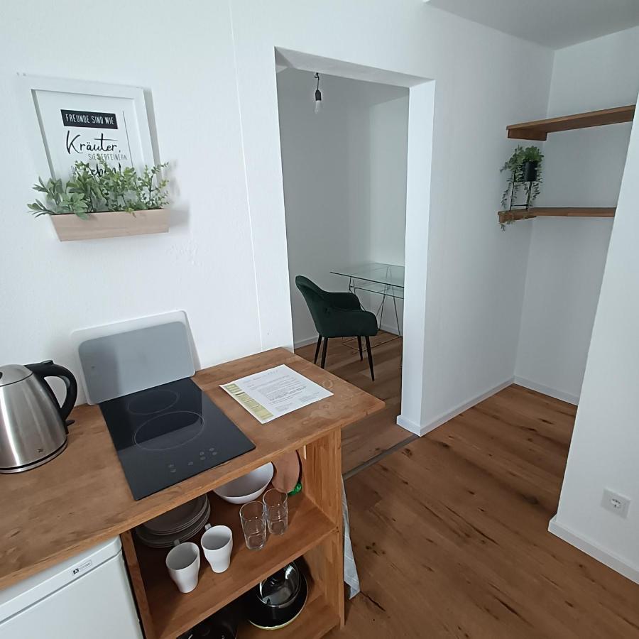 Apartments & Moeblierte Zimmer In Kahl Am Main, Kontaktloser Self Check-In, W-Lan, Schreibtisch, Duschbad, Kuechenzeile, Pkw-Plaetze Ngoại thất bức ảnh
