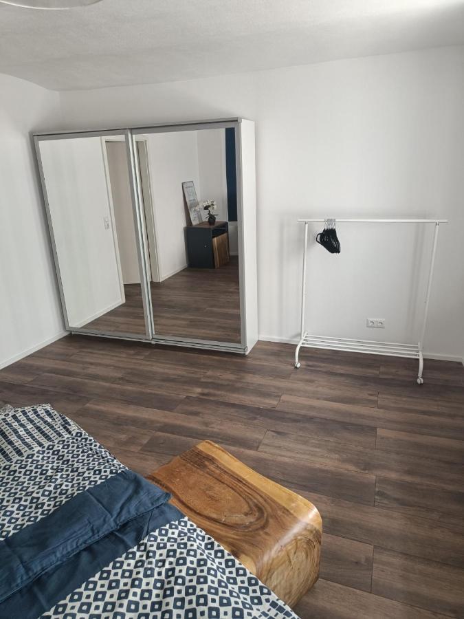 Apartments & Moeblierte Zimmer In Kahl Am Main, Kontaktloser Self Check-In, W-Lan, Schreibtisch, Duschbad, Kuechenzeile, Pkw-Plaetze Ngoại thất bức ảnh
