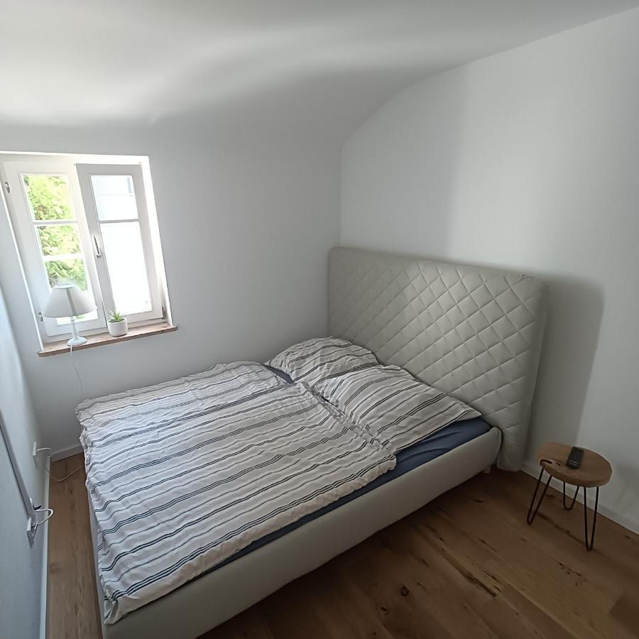 Apartments & Moeblierte Zimmer In Kahl Am Main, Kontaktloser Self Check-In, W-Lan, Schreibtisch, Duschbad, Kuechenzeile, Pkw-Plaetze Ngoại thất bức ảnh