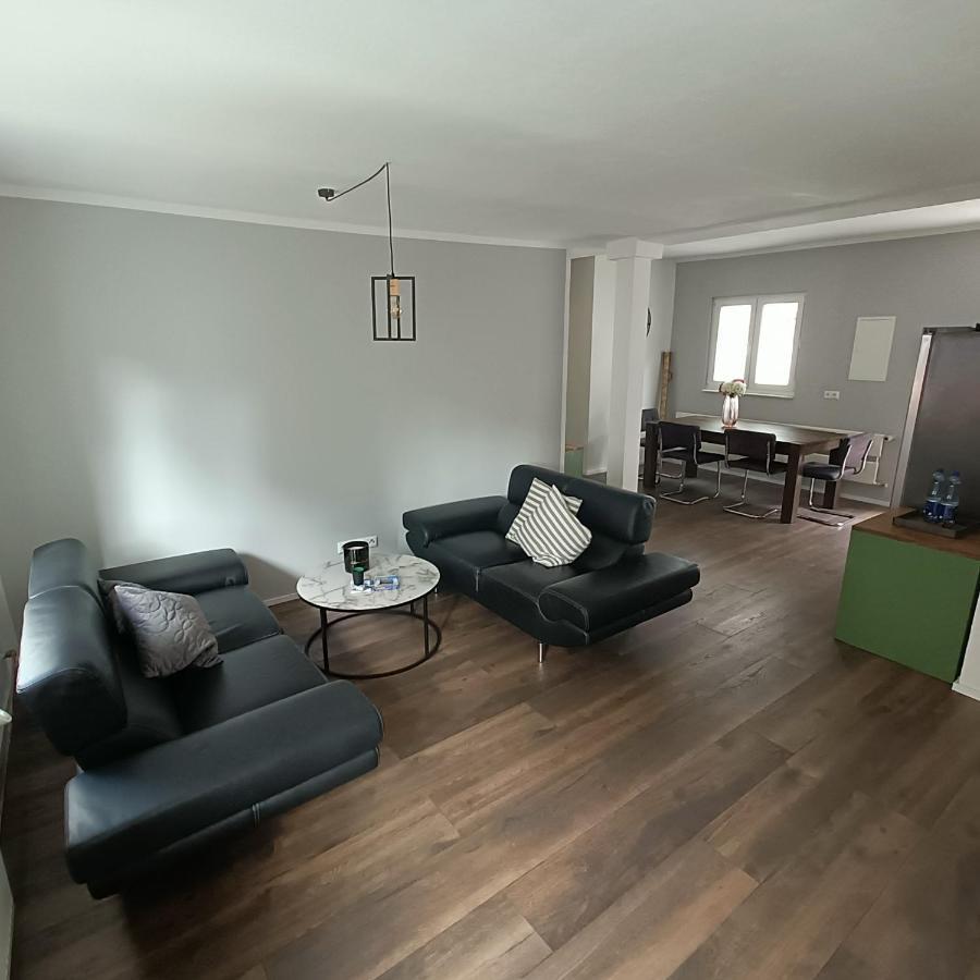 Apartments & Moeblierte Zimmer In Kahl Am Main, Kontaktloser Self Check-In, W-Lan, Schreibtisch, Duschbad, Kuechenzeile, Pkw-Plaetze Ngoại thất bức ảnh